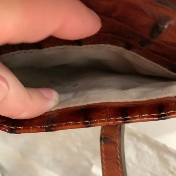 Brahmin Belle  Crossbody - Picture 14 of 14